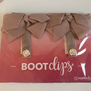 Bootclips by Poppy Clip Set (in original package)